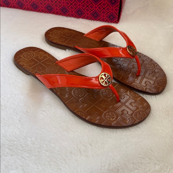 Tory Burch Vibrant Orange Patent Leather Thora Thong Sandal Size Size 7